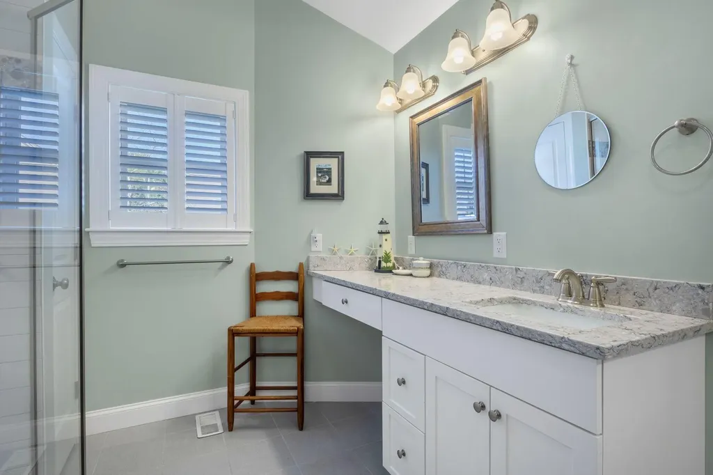 10 Lexington Drive Kennebunk ME 04043