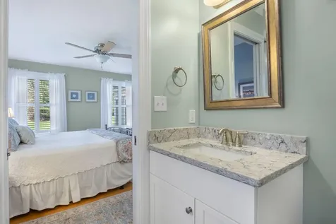 10 Lexington Drive Kennebunk ME 04043