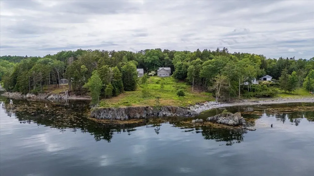 391 Main Road Islesboro ME 04848
