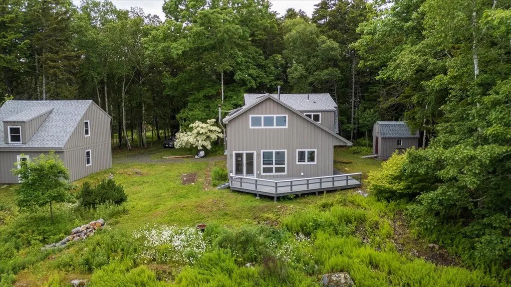 391 Main Road Islesboro ME 04848
