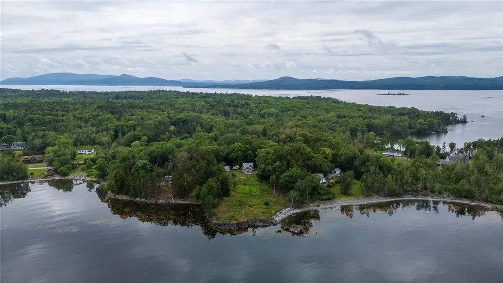 391 Main Road Islesboro ME 04848