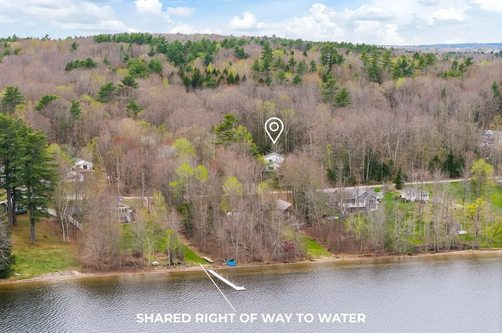 31 Axelrod Road Monmouth ME 04259
