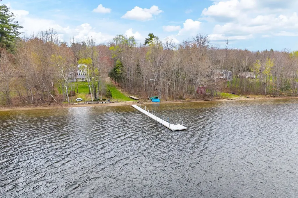 31 Axelrod Road Monmouth ME 04259