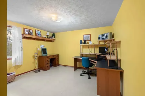31 Axelrod Road Monmouth ME 04259
