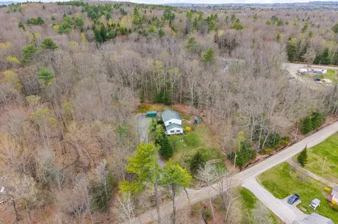 31 Axelrod Road Monmouth ME 04259