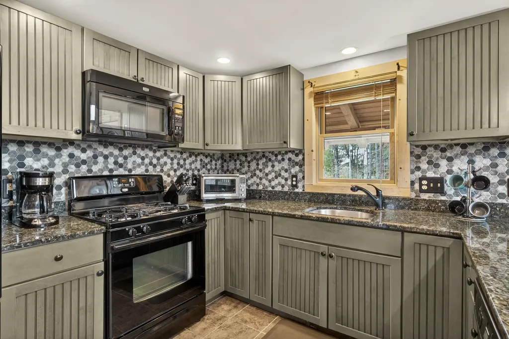 67 Otisfield Cove Road Otisfield ME 04270