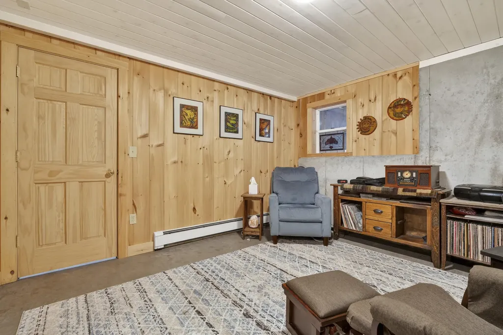 67 Otisfield Cove Road Otisfield ME 04270