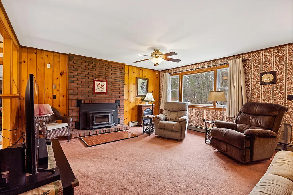 703 Hallowell Road Chelsea ME 04330