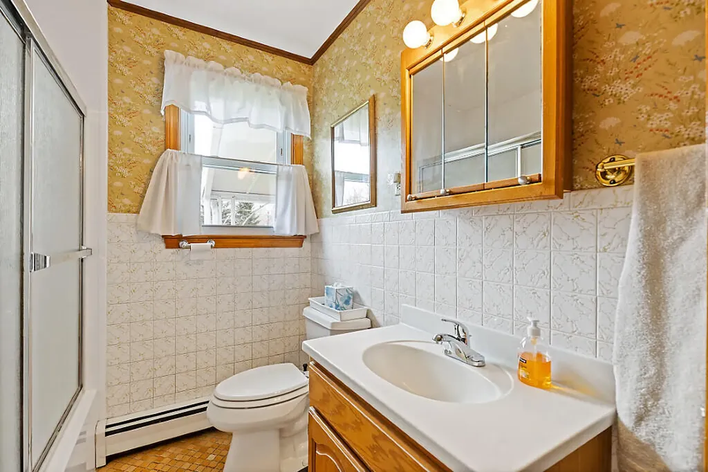 703 Hallowell Road Chelsea ME 04330