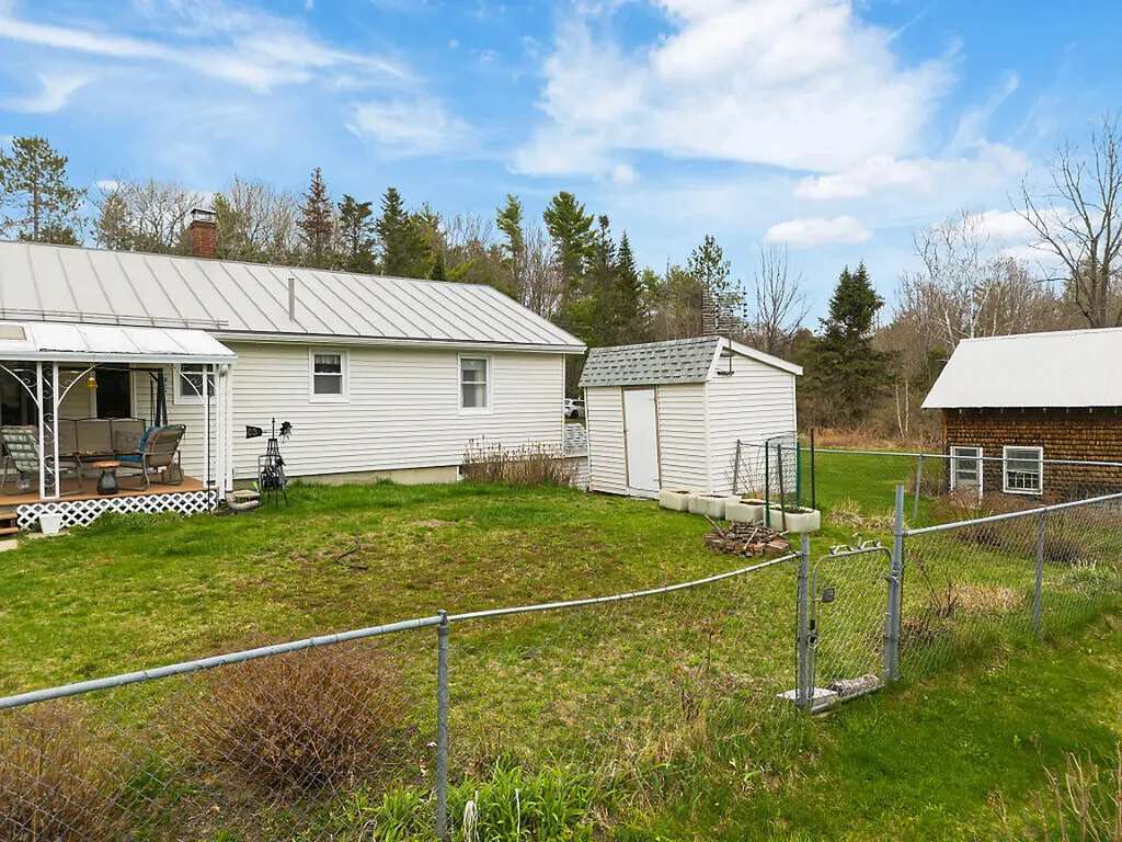 703 Hallowell Road Chelsea ME 04330