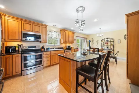 61 Kingsbury Road Holden ME 04429