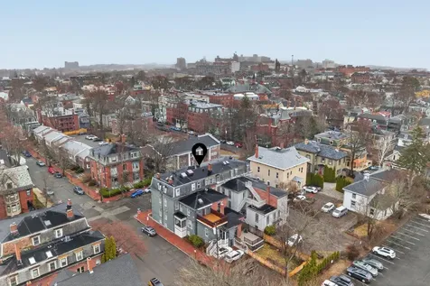 138 Pine Street Portland ME 04102