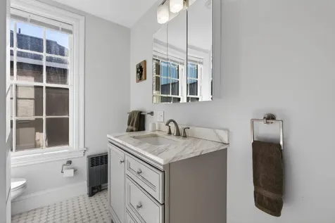 138 Pine Street Portland ME 04102