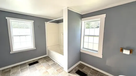 9 Lancaster Avenue Guilford ME 04443