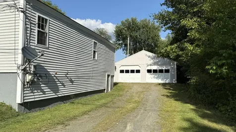 9 Lancaster Avenue Guilford ME 04443