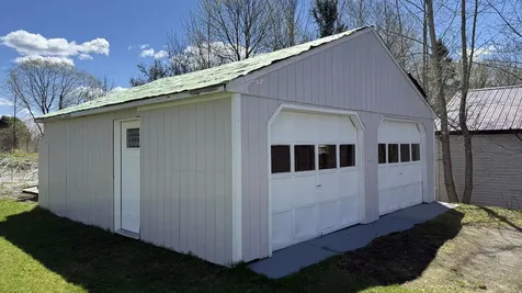 9 Lancaster Avenue Guilford ME 04443