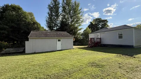 9 Lancaster Avenue Guilford ME 04443