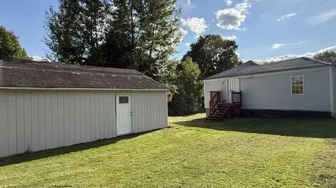 9 Lancaster Avenue Guilford ME 04443
