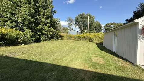 9 Lancaster Avenue Guilford ME 04443