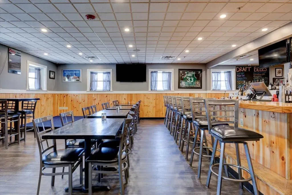 16 School Street Sanford ME 04073