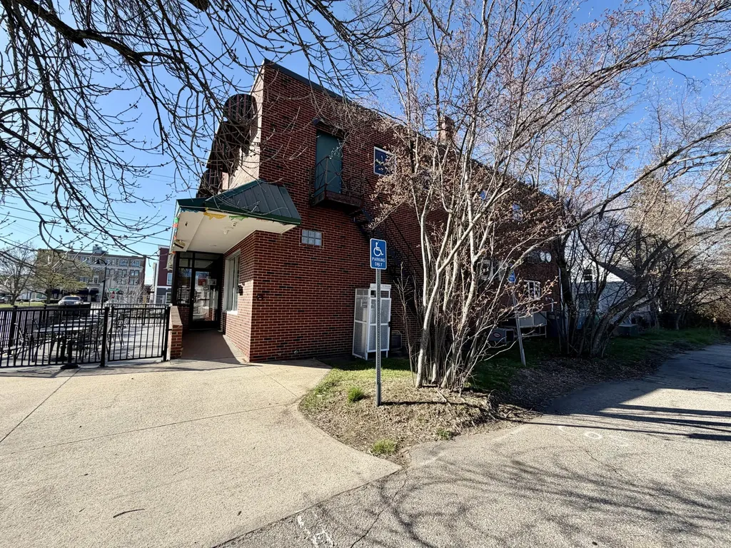 16 School Street Sanford ME 04073