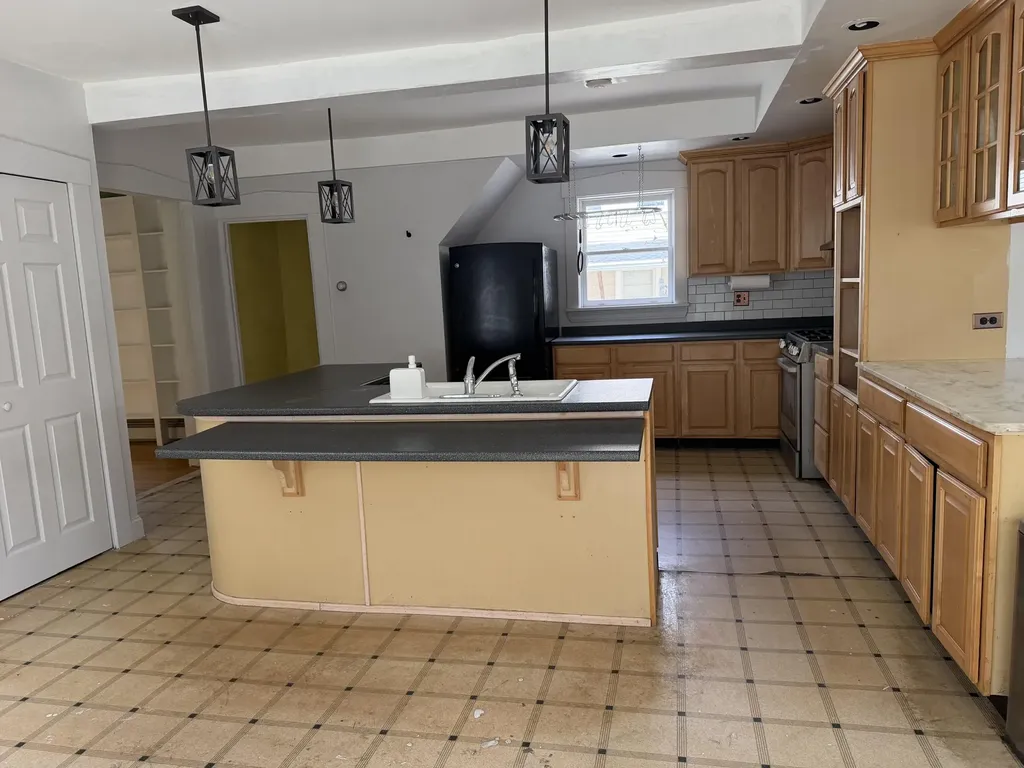 275 Essex Street Bangor ME 04401