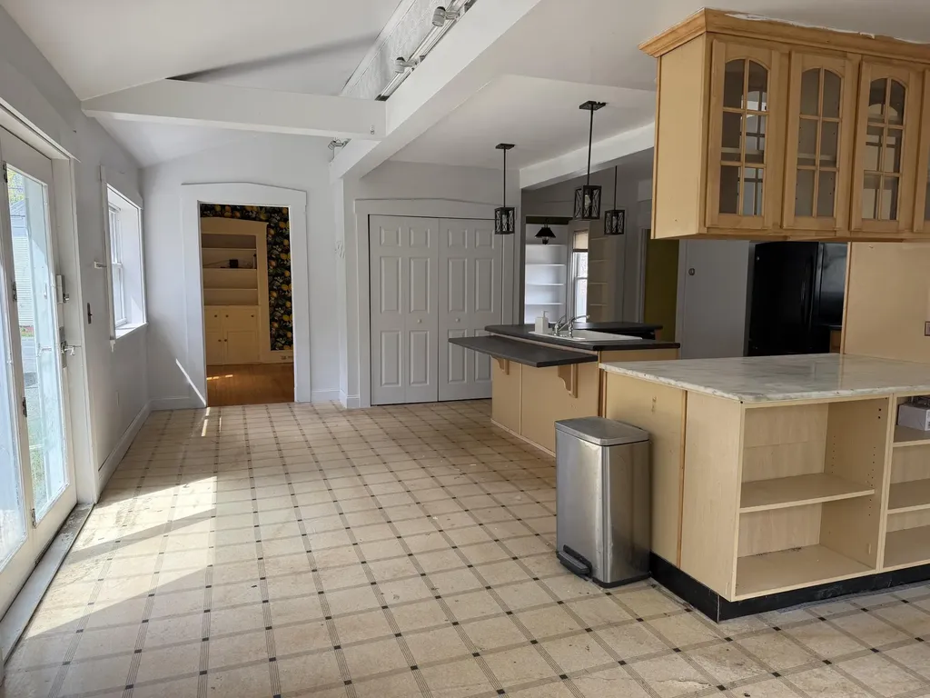 275 Essex Street Bangor ME 04401