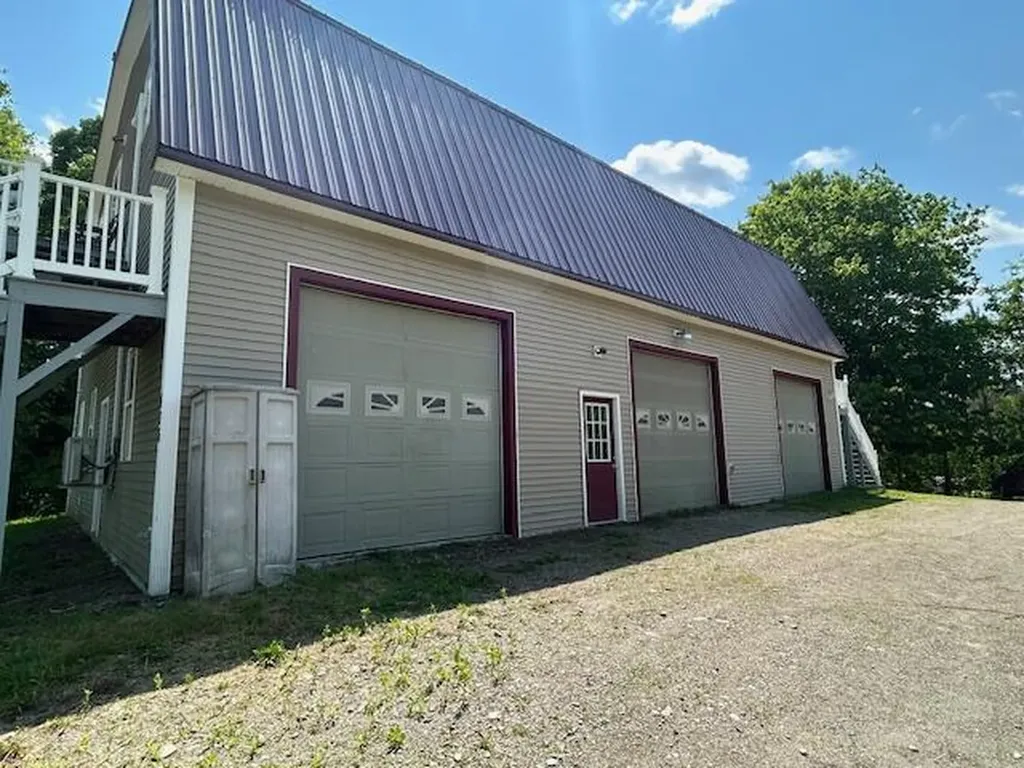 436 Valley Road Jackson ME 04921