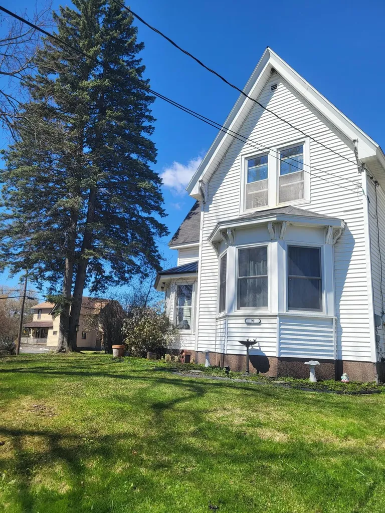 30 Park Street Presque Isle ME 04769