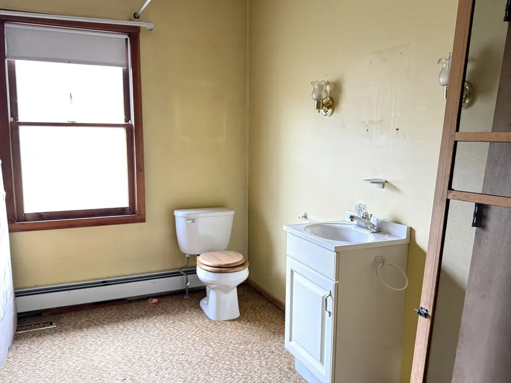 1422 Sokokis Trail Waterboro ME 04061
