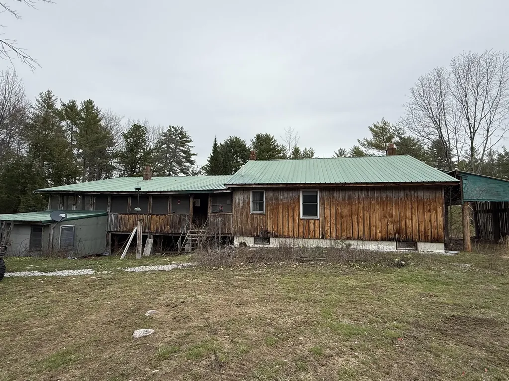 1422 Sokokis Trail Waterboro ME 04061