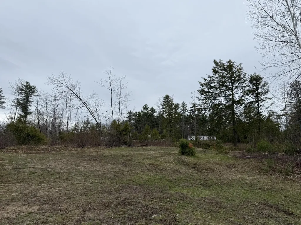 1422 Sokokis Trail Waterboro ME 04061