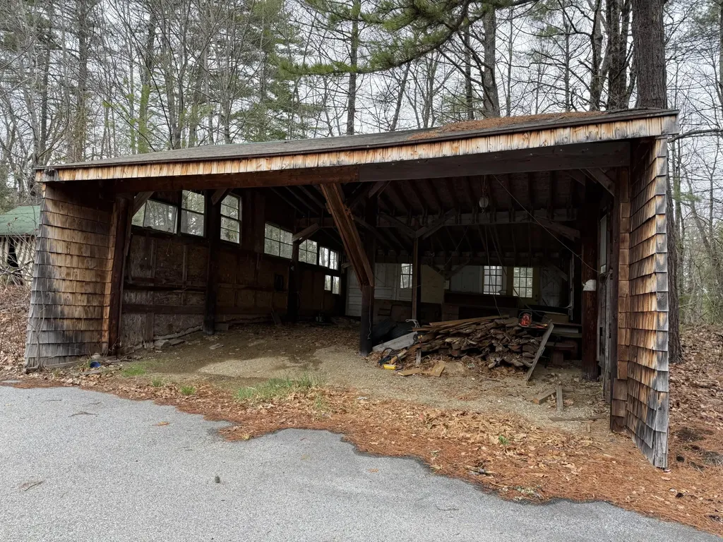 1422 Sokokis Trail Waterboro ME 04061
