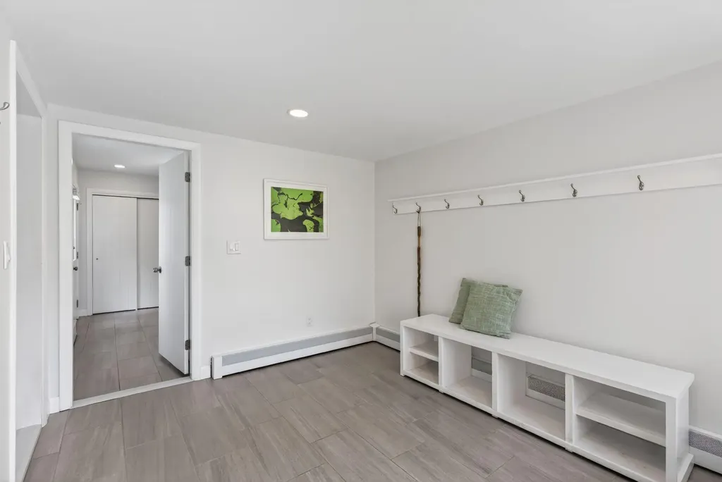 37 Meadowbrook Road Brunswick ME 04011
