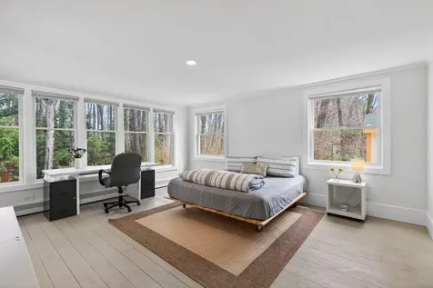 37 Meadowbrook Road Brunswick ME 04011