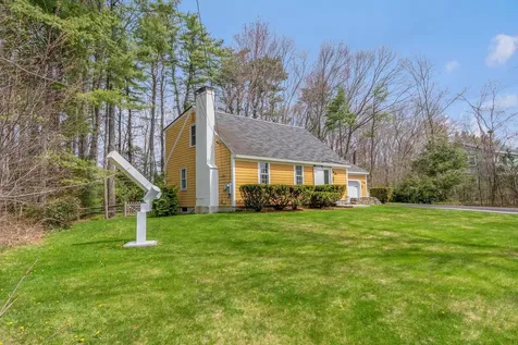 37 Meadowbrook Road Brunswick ME 04011