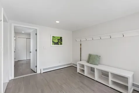 37 Meadowbrook Road Brunswick ME 04011