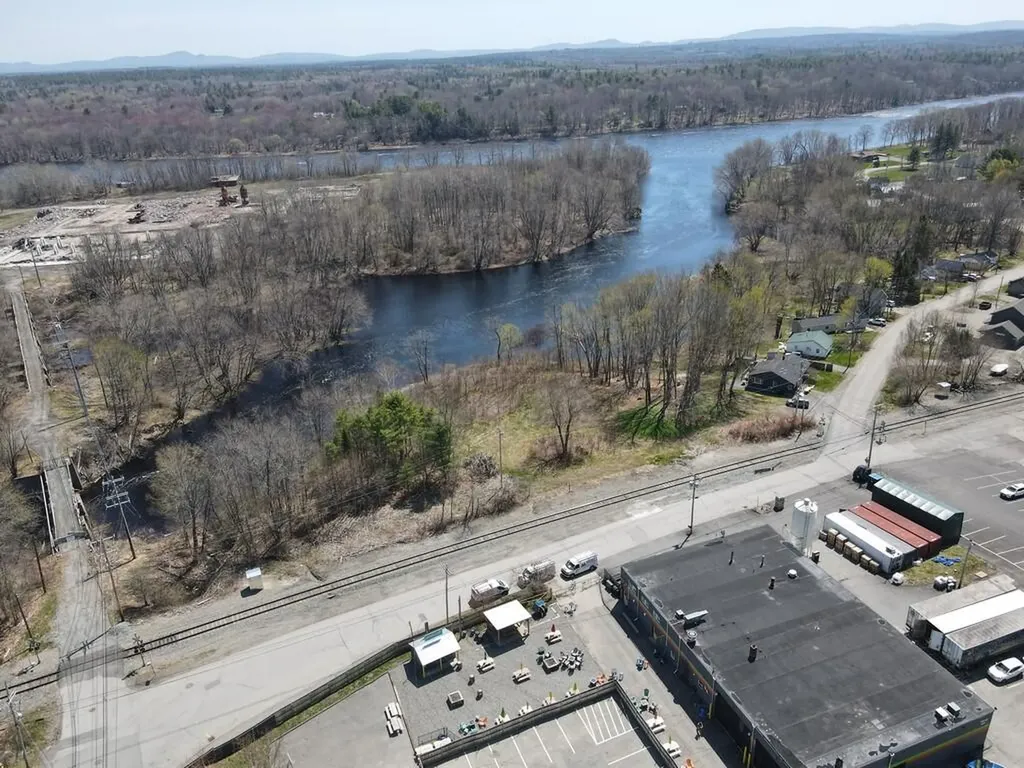 00 Margin Street Orono ME 04473