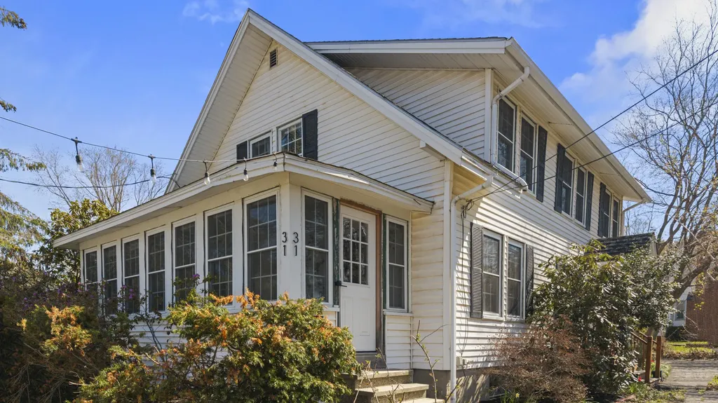 31 Hospital Street Augusta ME 04330