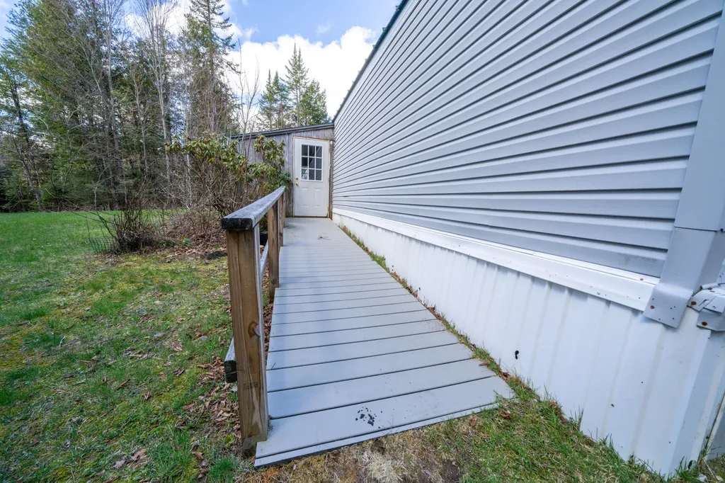 198 New England Road Searsmont ME 04973