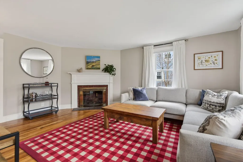 25 Hall Street Portland ME 04103