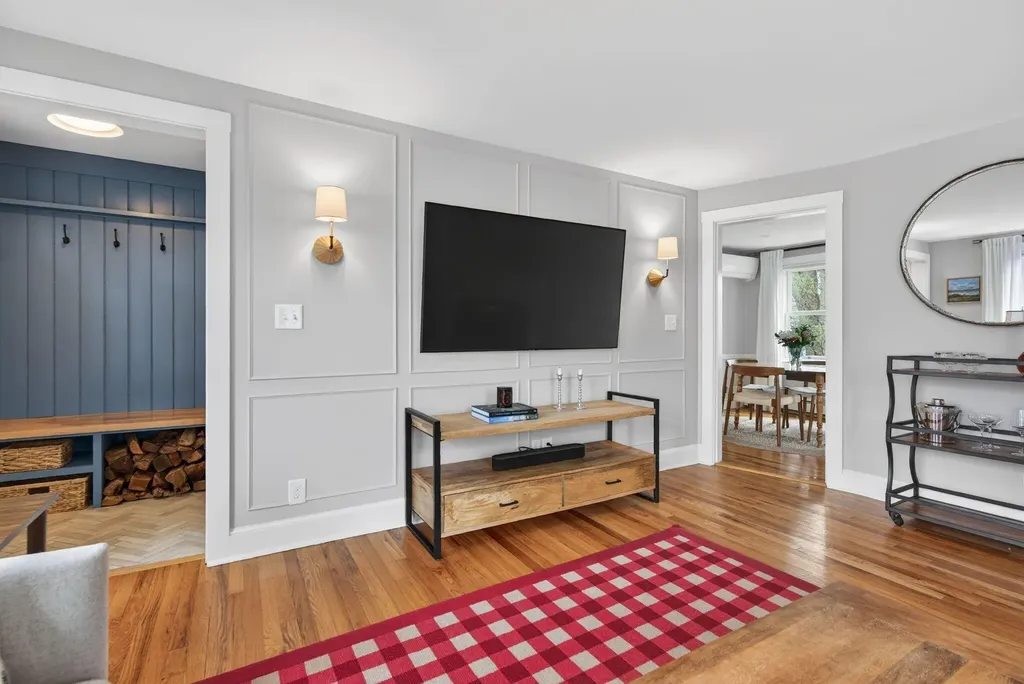 25 Hall Street Portland ME 04103