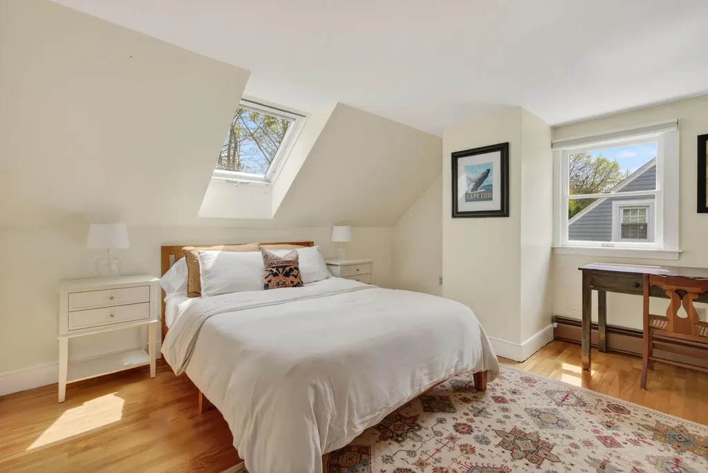 25 Hall Street Portland ME 04103