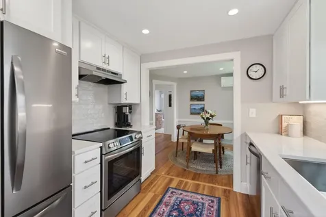 25 Hall Street Portland ME 04103
