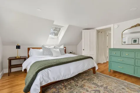 25 Hall Street Portland ME 04103