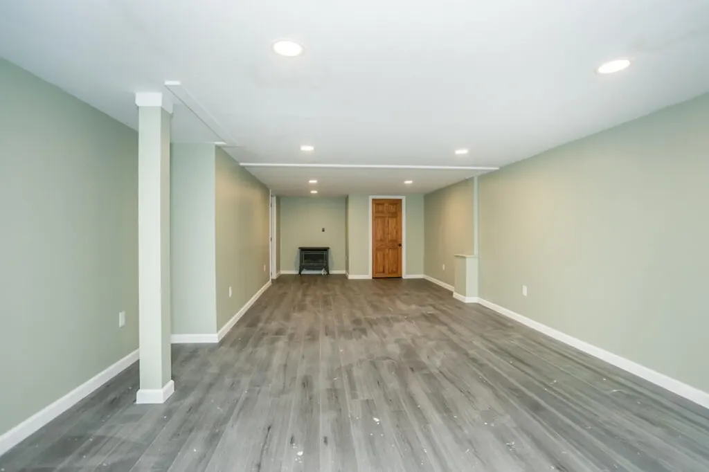 174 Holley Road Farmington ME 04938