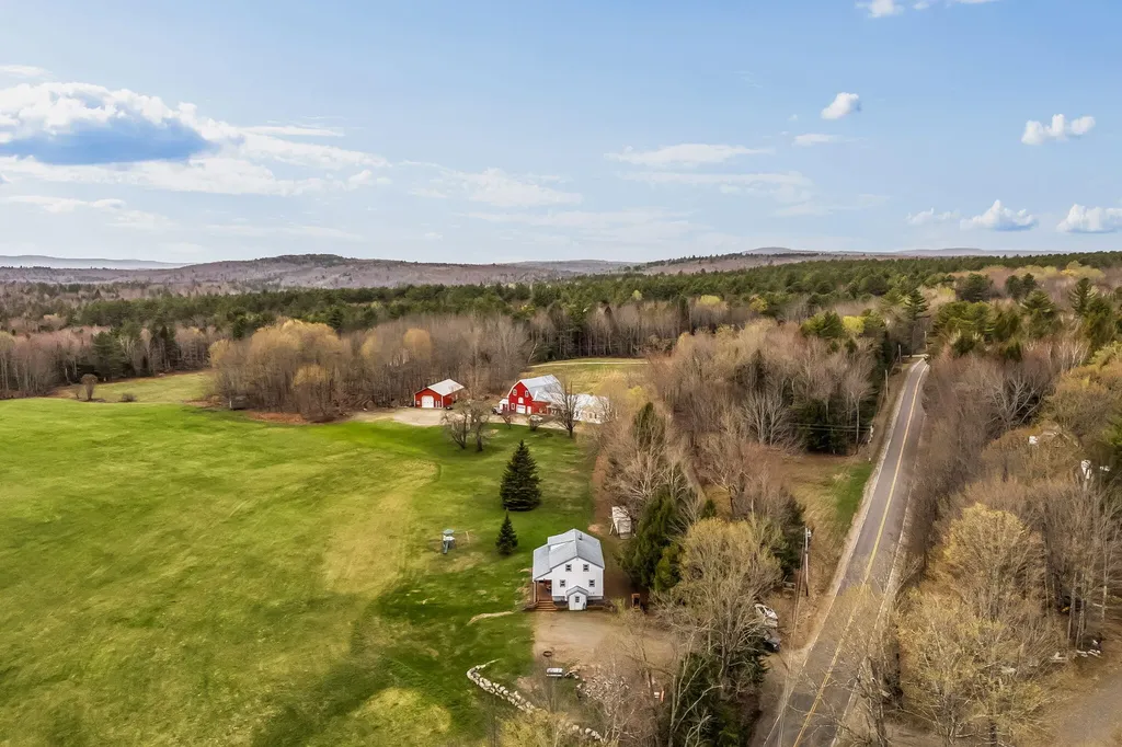 412 W Mills Road Anson ME 04911