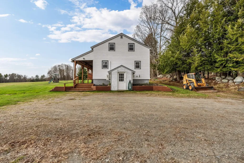 412 W Mills Road Anson ME 04911
