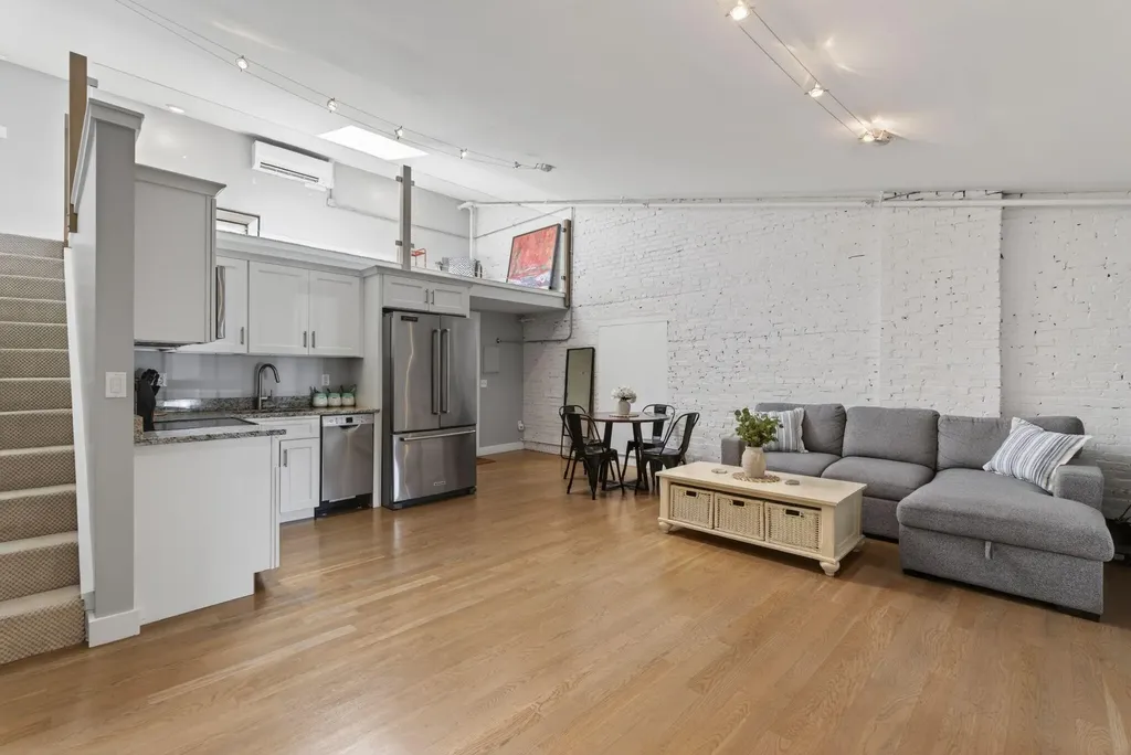 10 Exchange Street Portland ME 04101