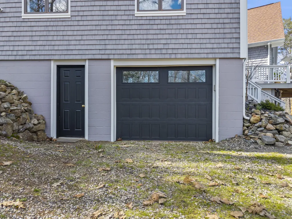 176 Shore Road York ME 03902